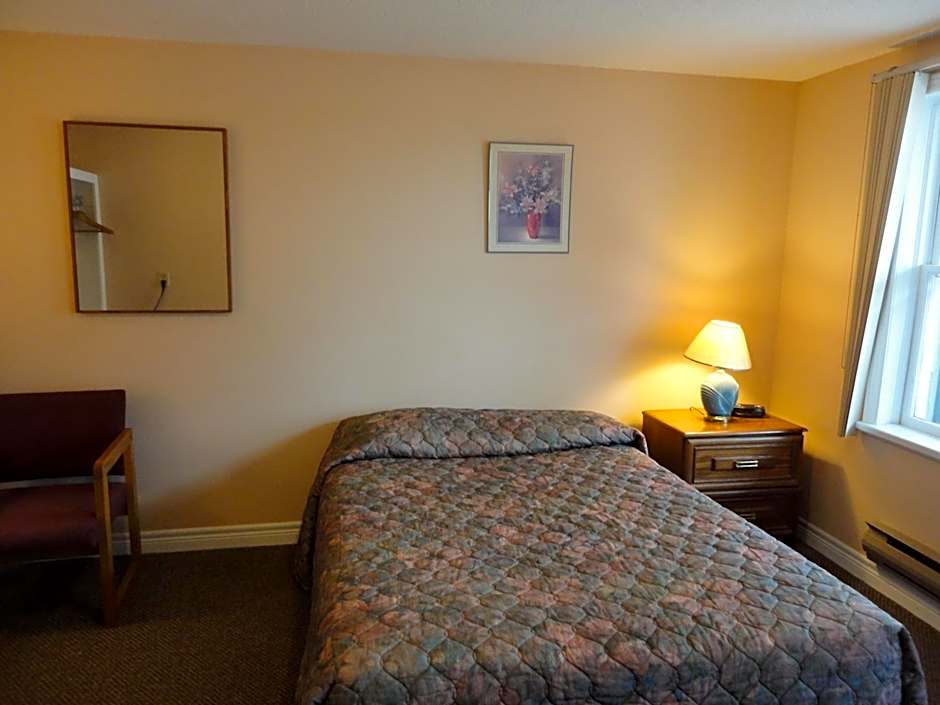 Hipwell's Motel