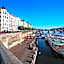 Dancing House hotel - Tančící dům