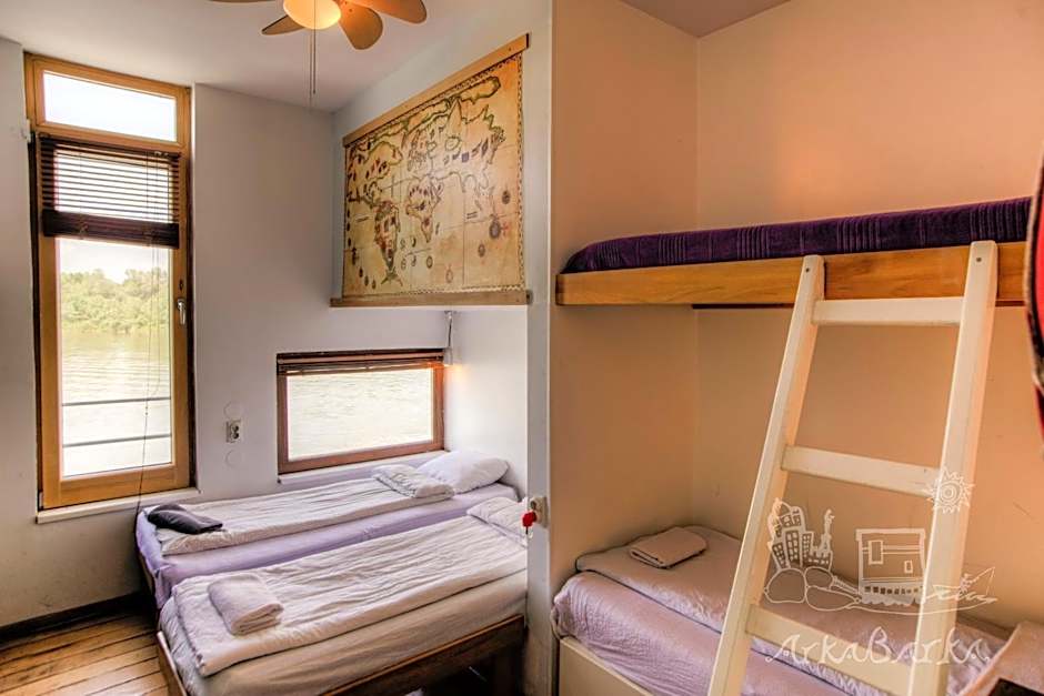 ArkaBarka Floating Hostel