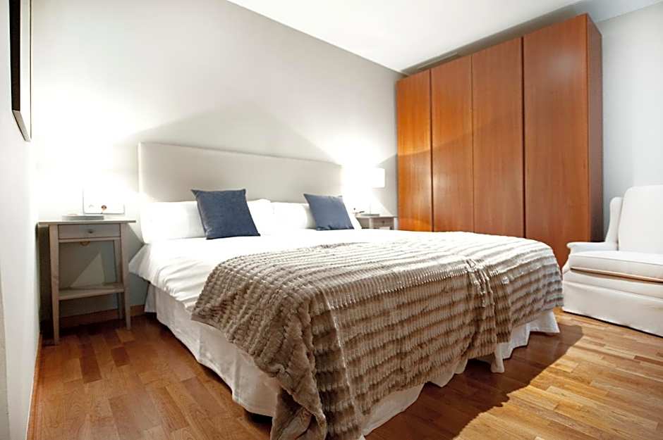 You Stylish City Center Apartments