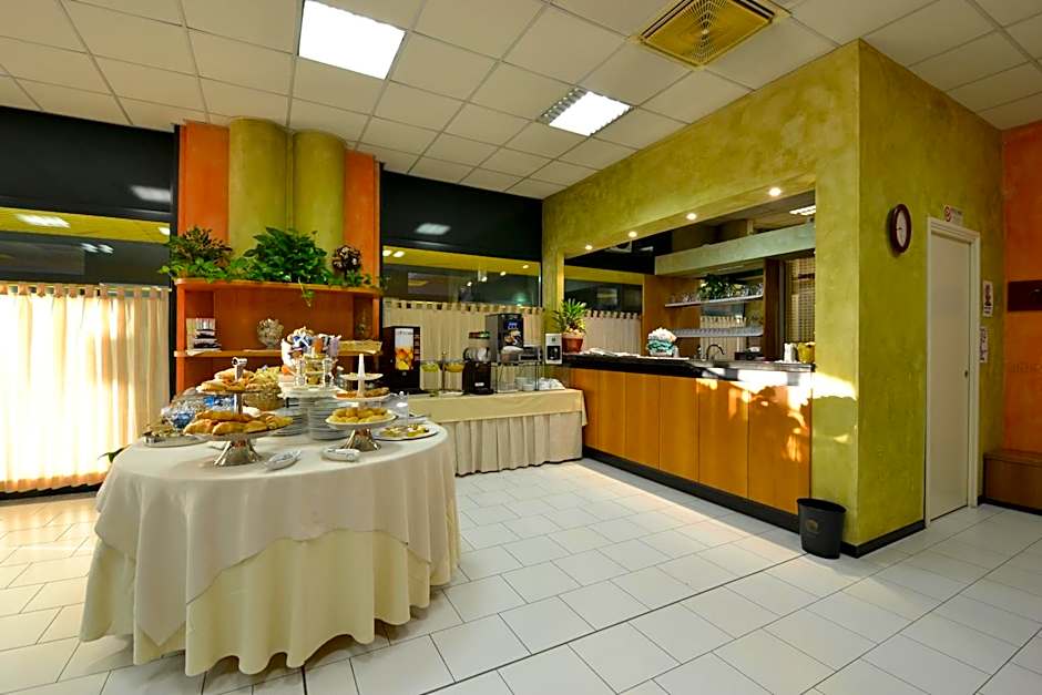 Sun Hotel