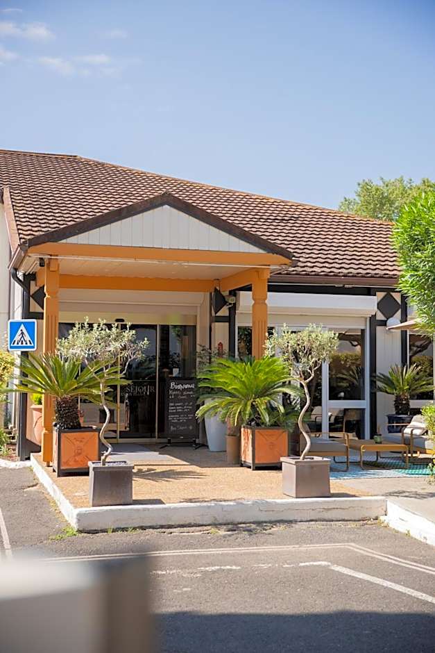 Kyriad Nimes Ouest