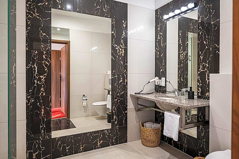 Hotel i Restauracja Czarny Kos