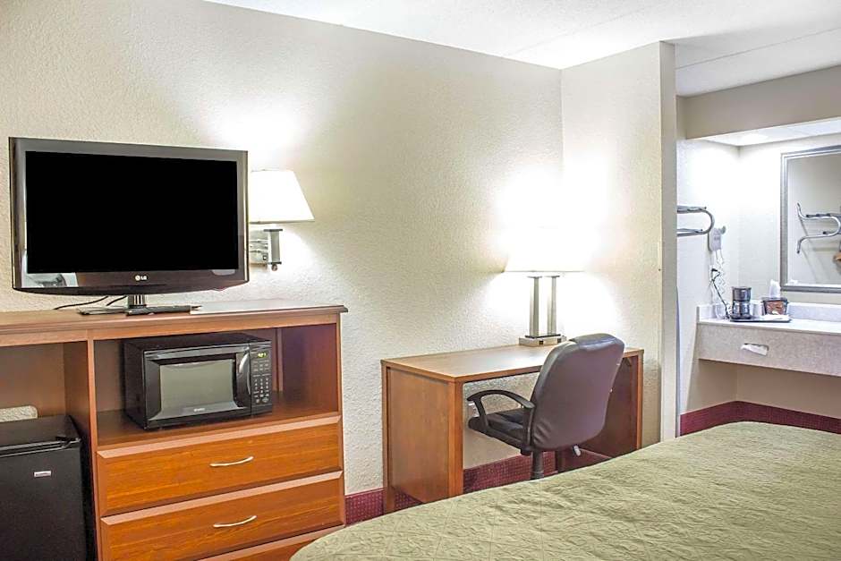 Quality Inn Selma - Smithfield