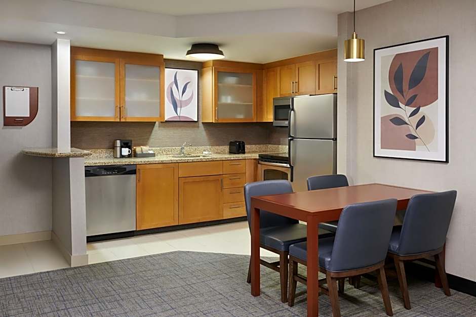 Residence Inn by Marriott Calgary Airport