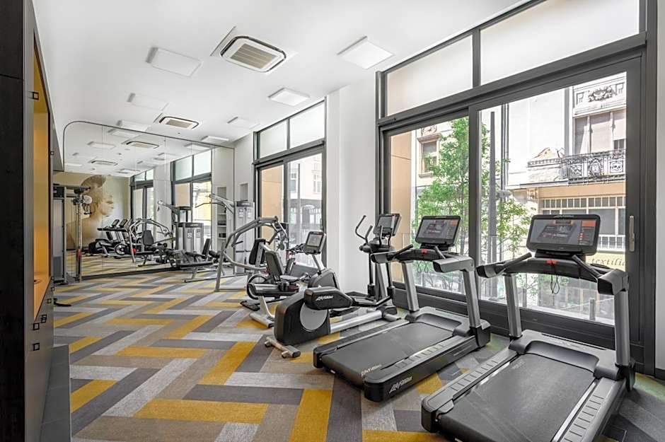 Emerald Hotel by Continental Group