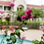 Vineyard Court Designer Suites Hotel