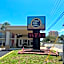 Hole Inn the Wall Hotel - Fort Walton Beach - Sunset Plaza - near Beaches & Hurlburt