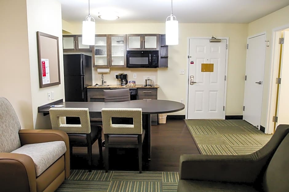 Candlewood Suites Richmond North-Glen Allen, an IHG Hotel