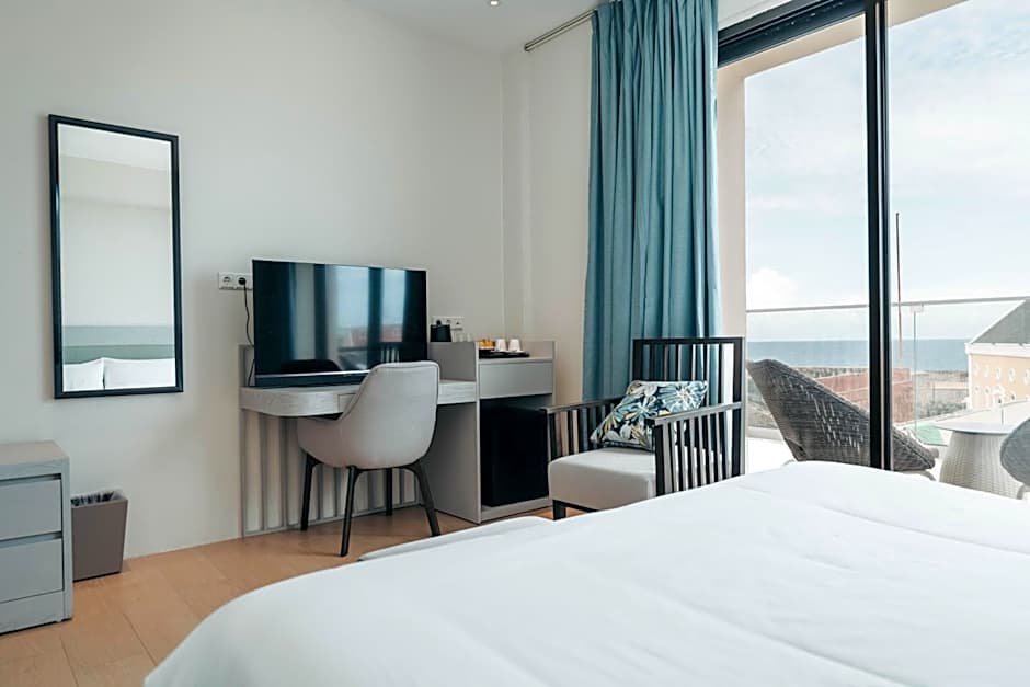 Elements Hotel & Shops Curacao