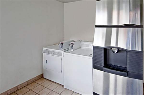 Travel Inn & Suite