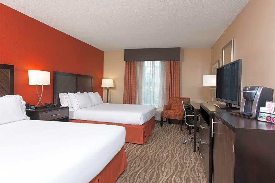 Holiday Inn Express Hotel & Suites Grand Rapids-North