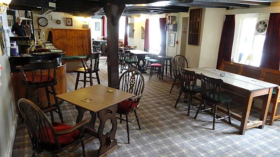 The Harp Inn