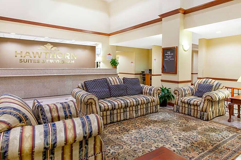 Hawthorn Suites by Wyndham Midwest City Tinker AFB
