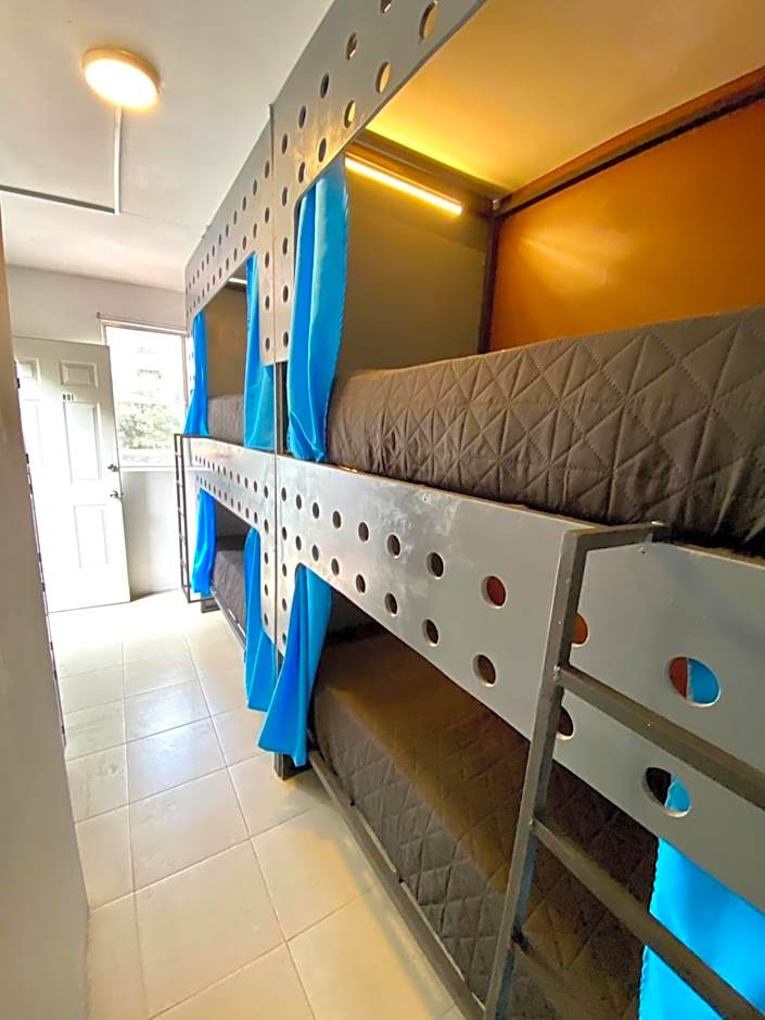 ROOMIES HOSTEL Parque México