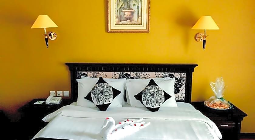 Pars International Hotel