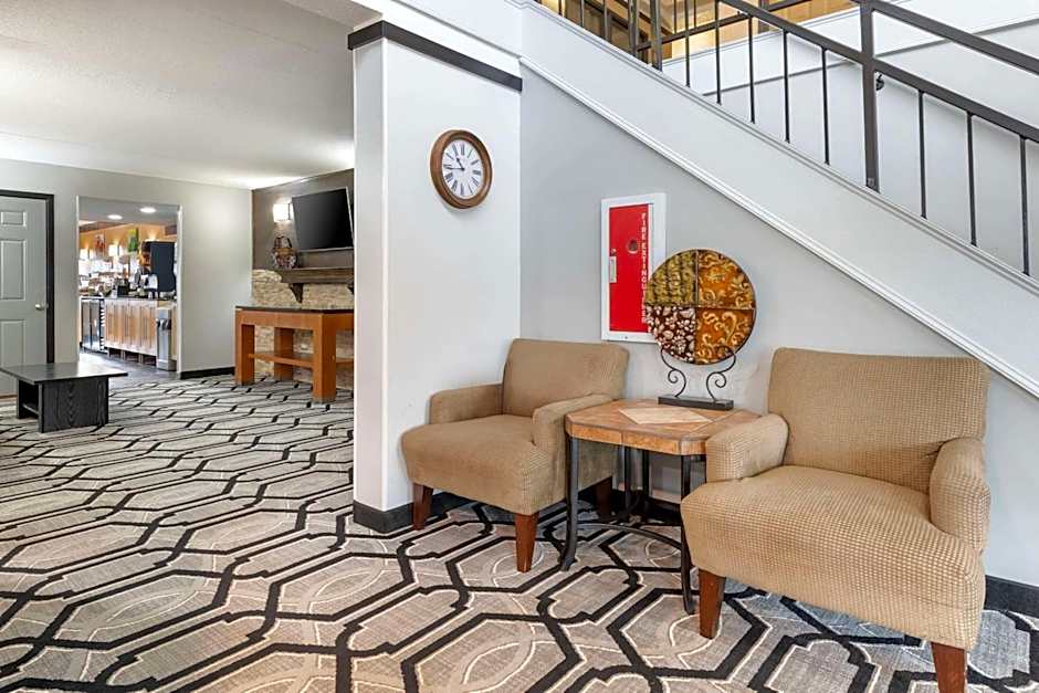 Quality Inn And Suites Rochester