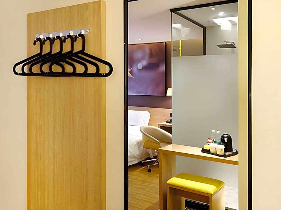 7 Days Premium Dongxing Dongmeng Avenue Port