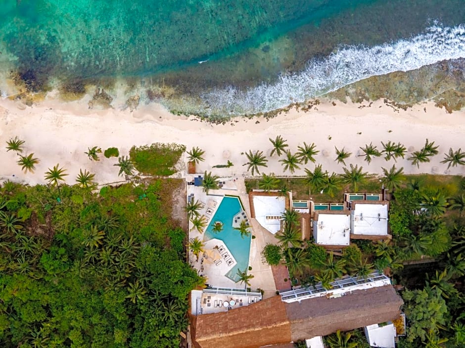 The Beachfront by The Fives Hotels - All Inclusive A la Carte - Adults Only