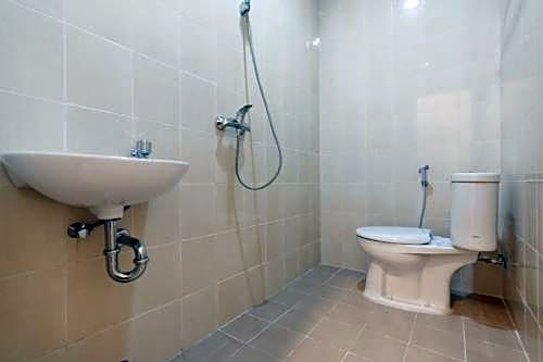 RedDoorz @ Graha Cemerlang Maros