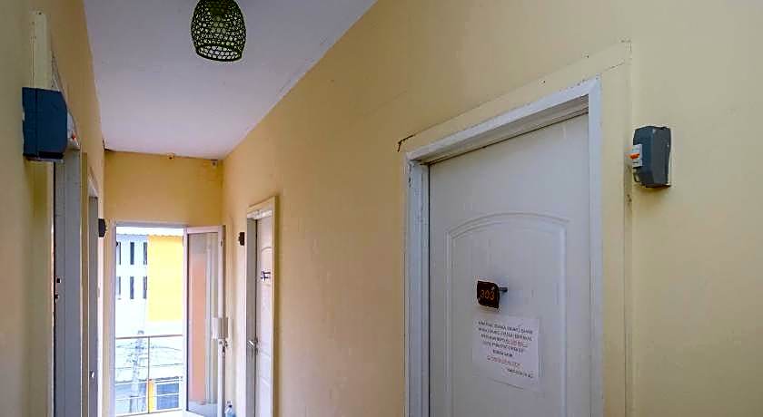 RedDoorz @ Pengayoman Panakkukang 2 Makassar