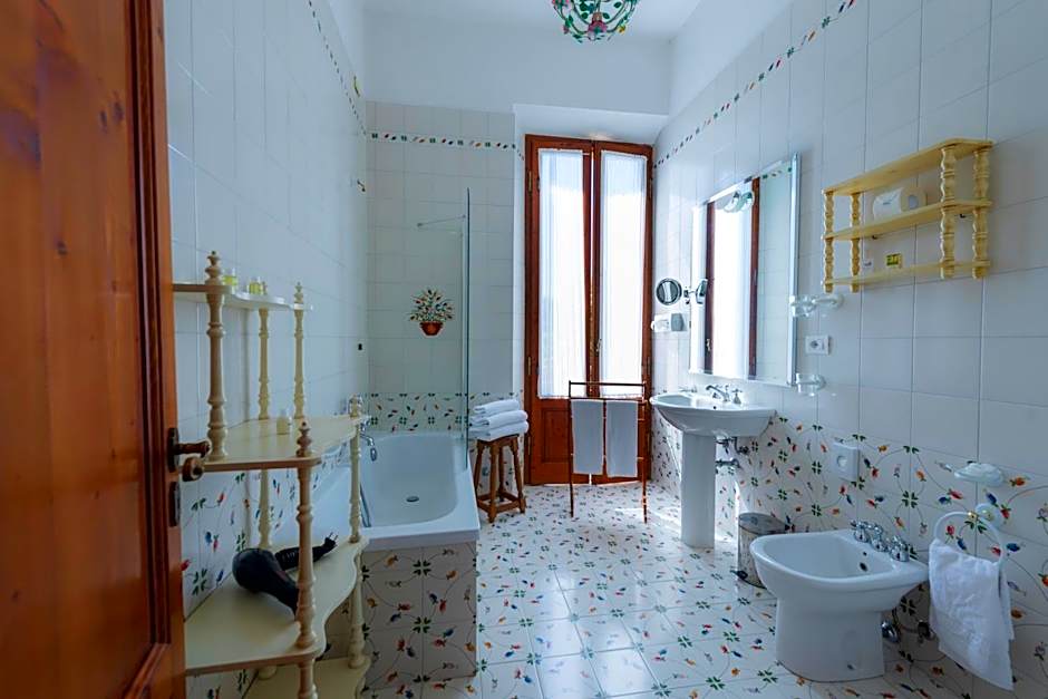 Villa Scacciapensieri Boutique Hotel