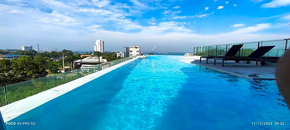 Arize Hotel Sri Racha