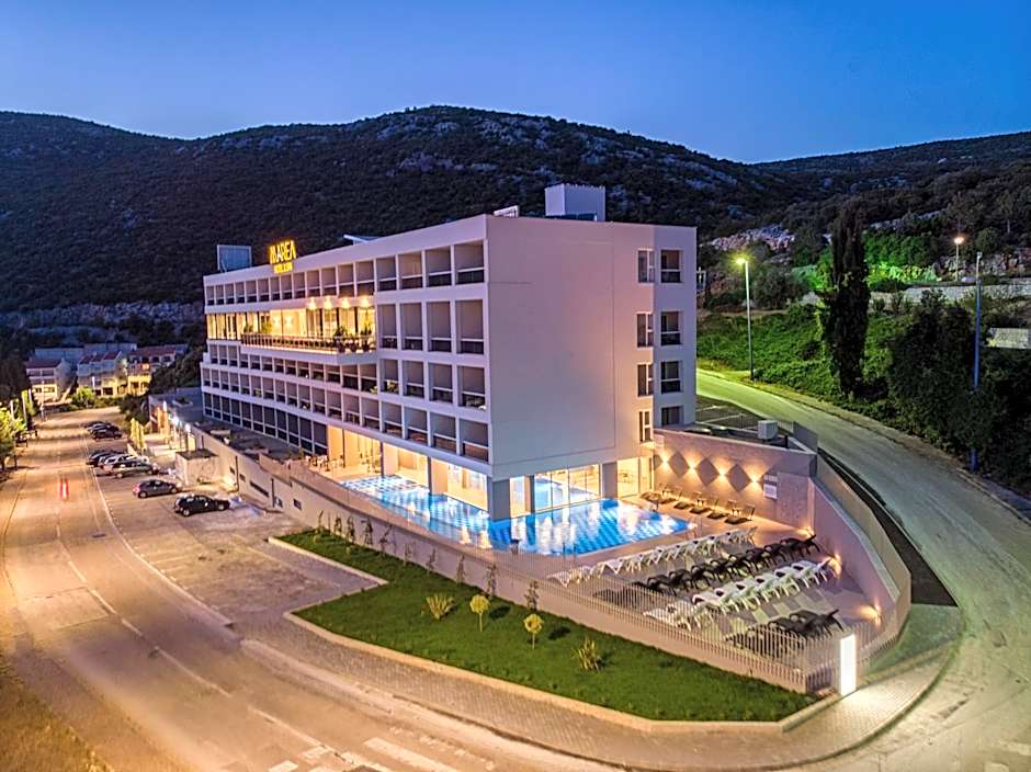 Marea Hotel & Spa