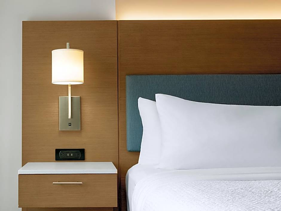 EVEN Hotel Shenandoah - The Woodlands by IHG