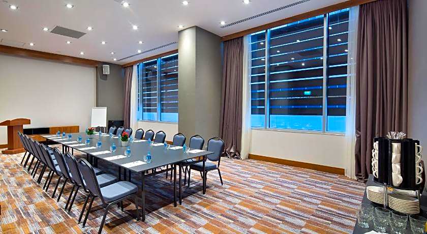 Hampton by Hilton Kocaeli Symbol