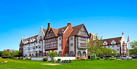 Montauk Manor