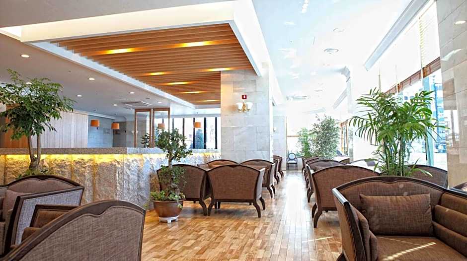 Fontana Beach Hotel