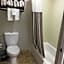 La Quinta Inn & Suites by Wyndham Louisville East
