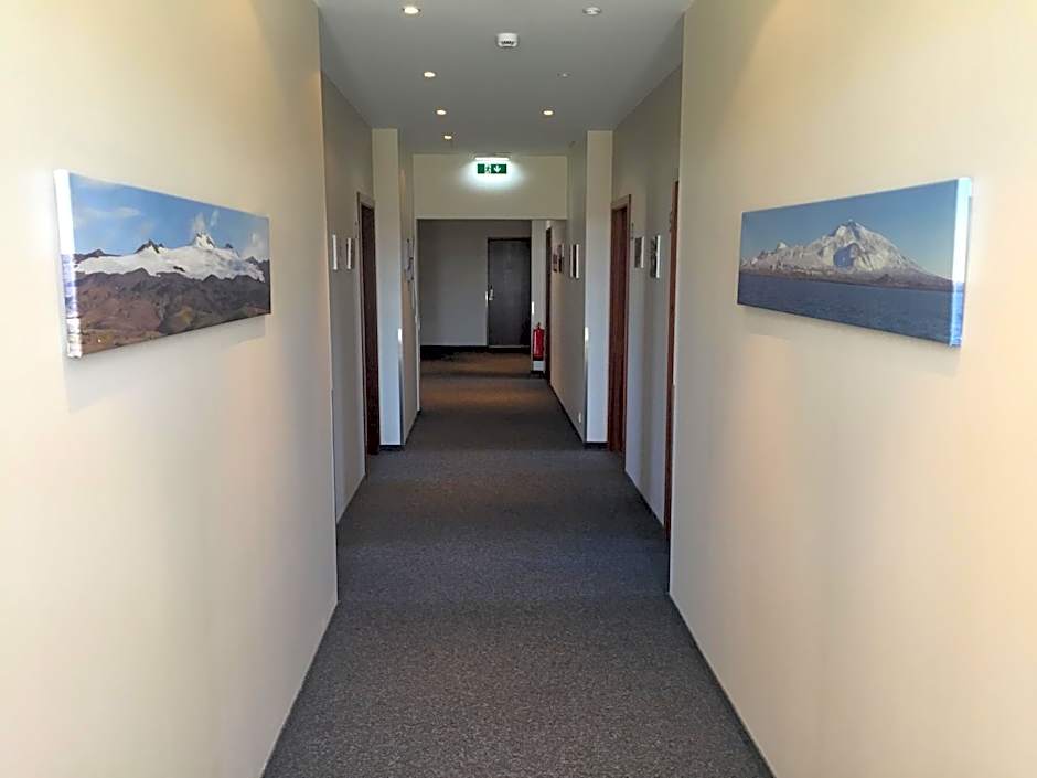 North Star Apartments Rif