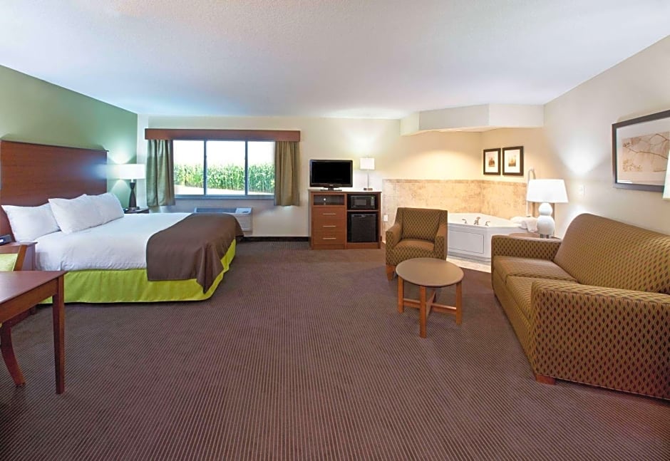 AmericInn by Wyndham Osage