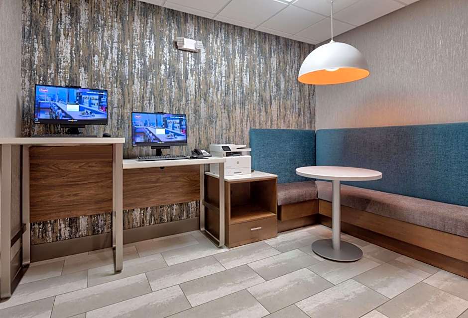 Hampton Inn By Hilton Norfolk, Ne