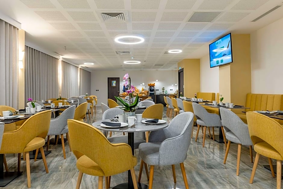 Brit Hotel Paris Orly Rungis