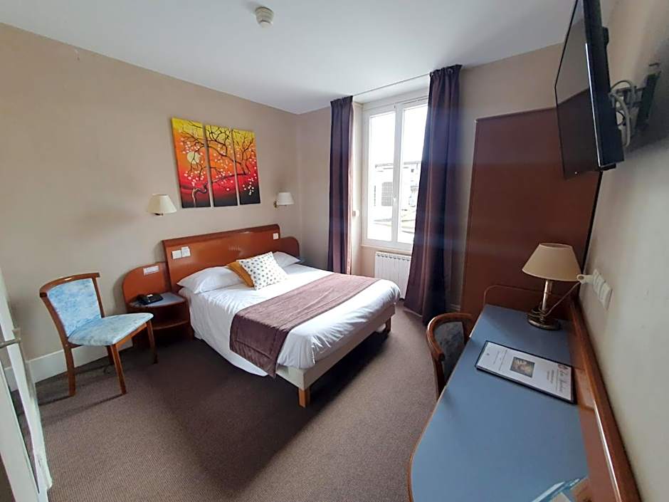 Logis Hotel des Bourbons