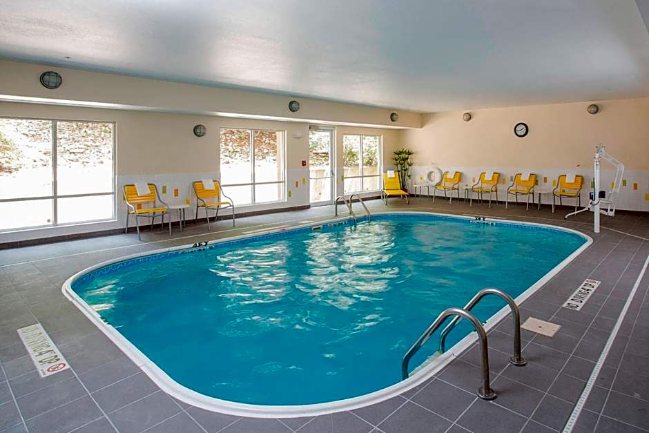 Fairfield Inn & Suites by Marriott Quincy