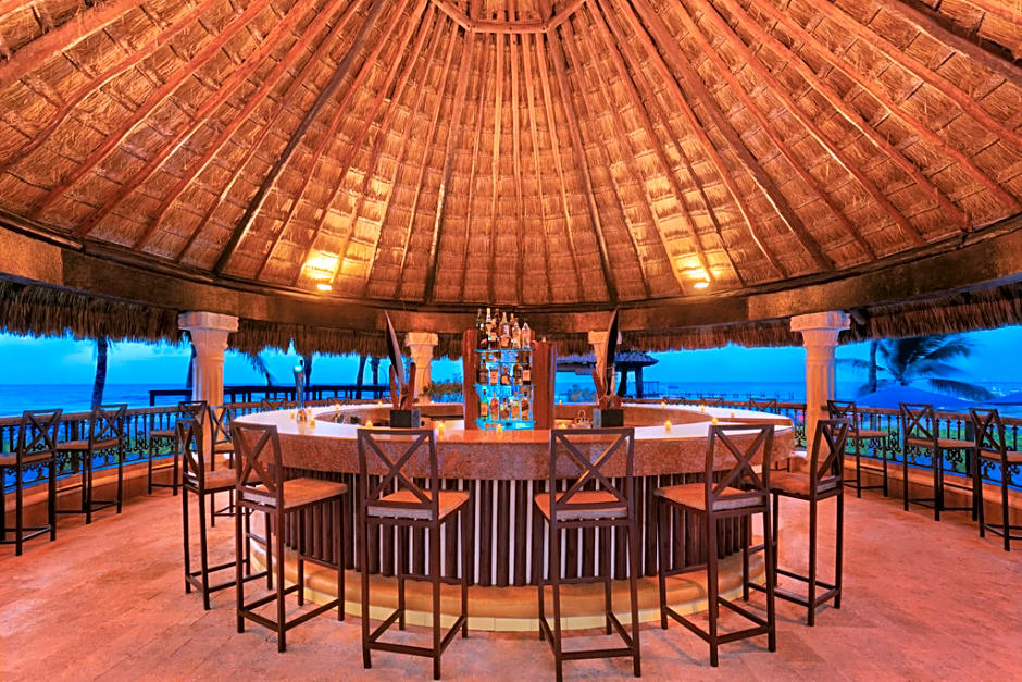 Wyndham Alltra Playa del Carmen Adults Only All Inclusive