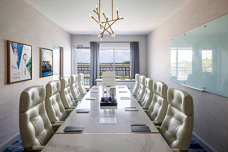 Crowne Plaza Fort Myers Gulf Coast By IHG