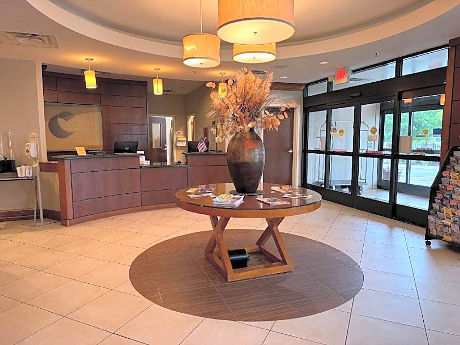 Comfort Inn & Suites Lexington Park near Pax River