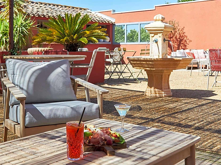Mercure Arles Centre Arenes