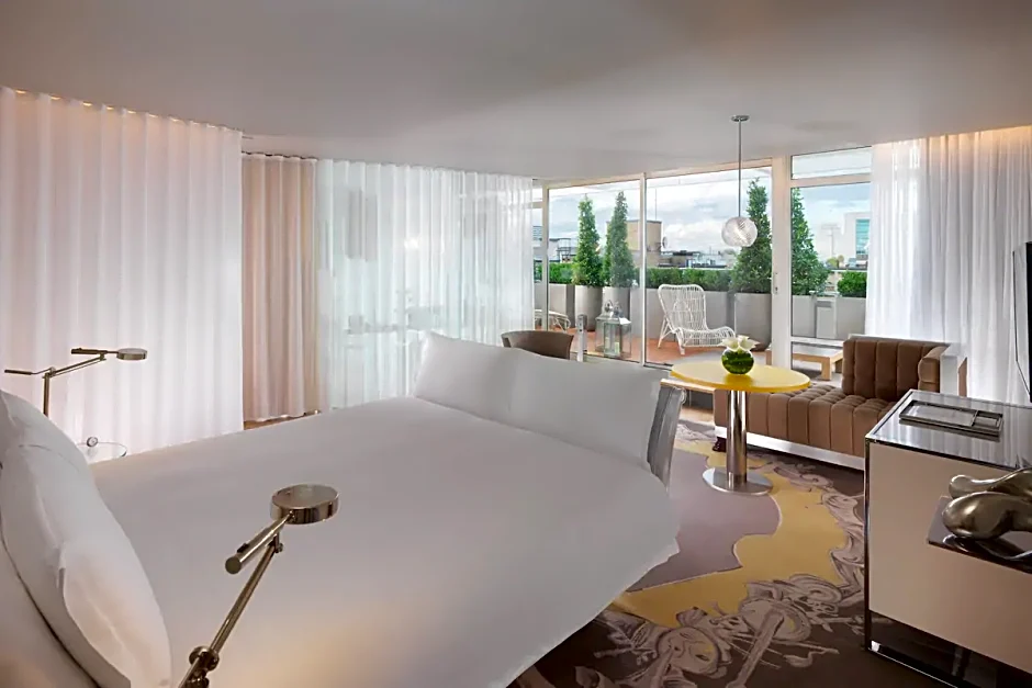 Sanderson London