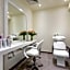 Melpo Antia Hotel & Suites
