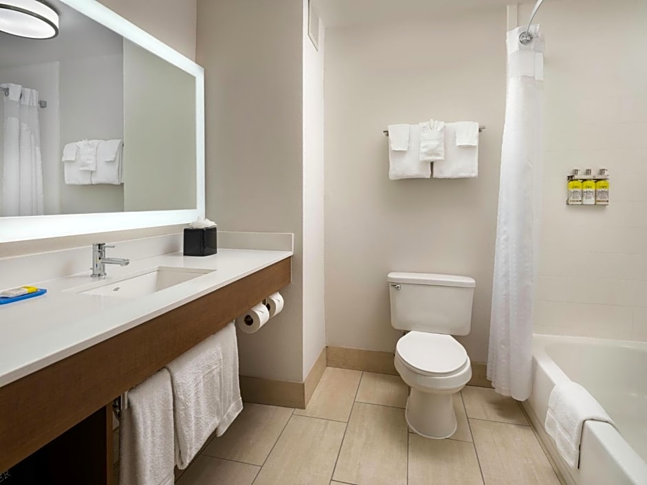 Holiday Inn Express Hotel & Suites Olive Branch, an IHG Hotel