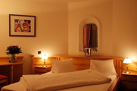 Double Room Queensize