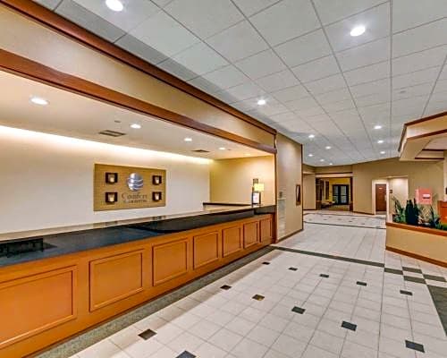 Comfort Inn & Suites Plano East