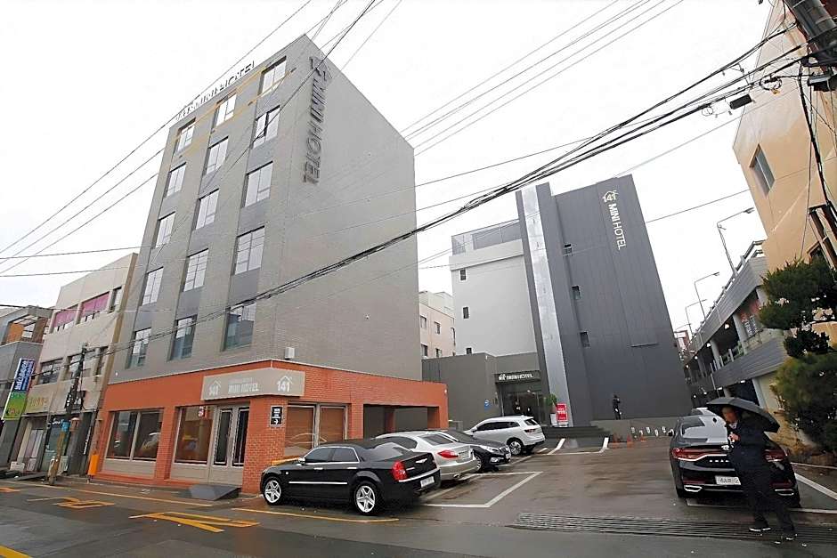 Mini Hotel 141
