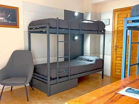 Studio (maximum 3 adults)